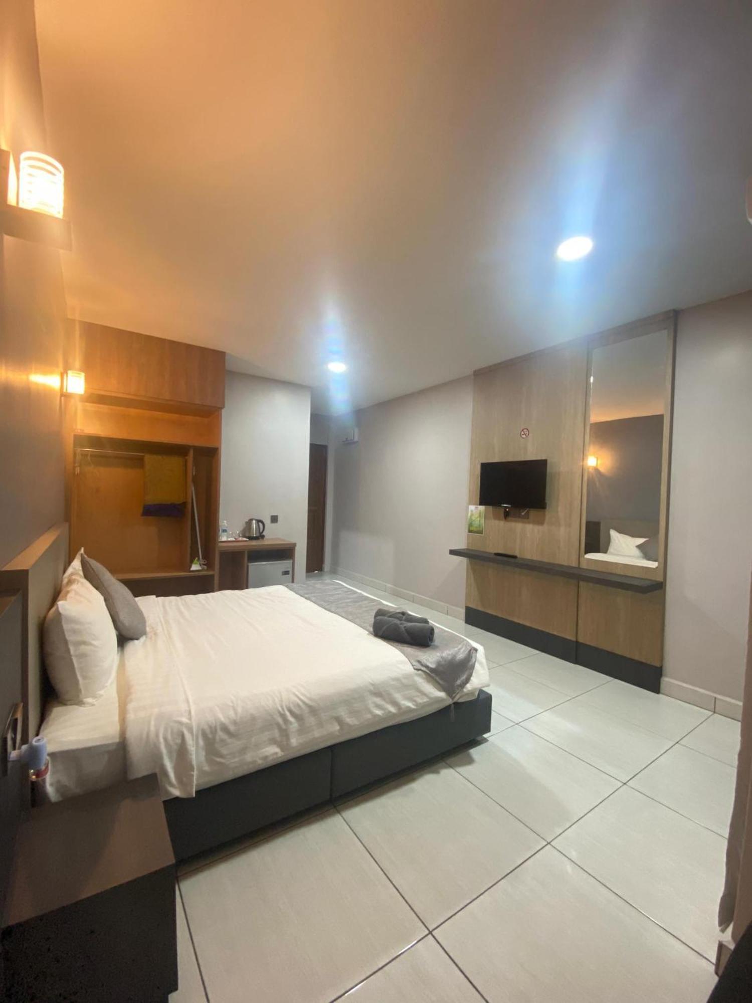 Grand Village Inn Pantai Cenang  Luaran gambar
