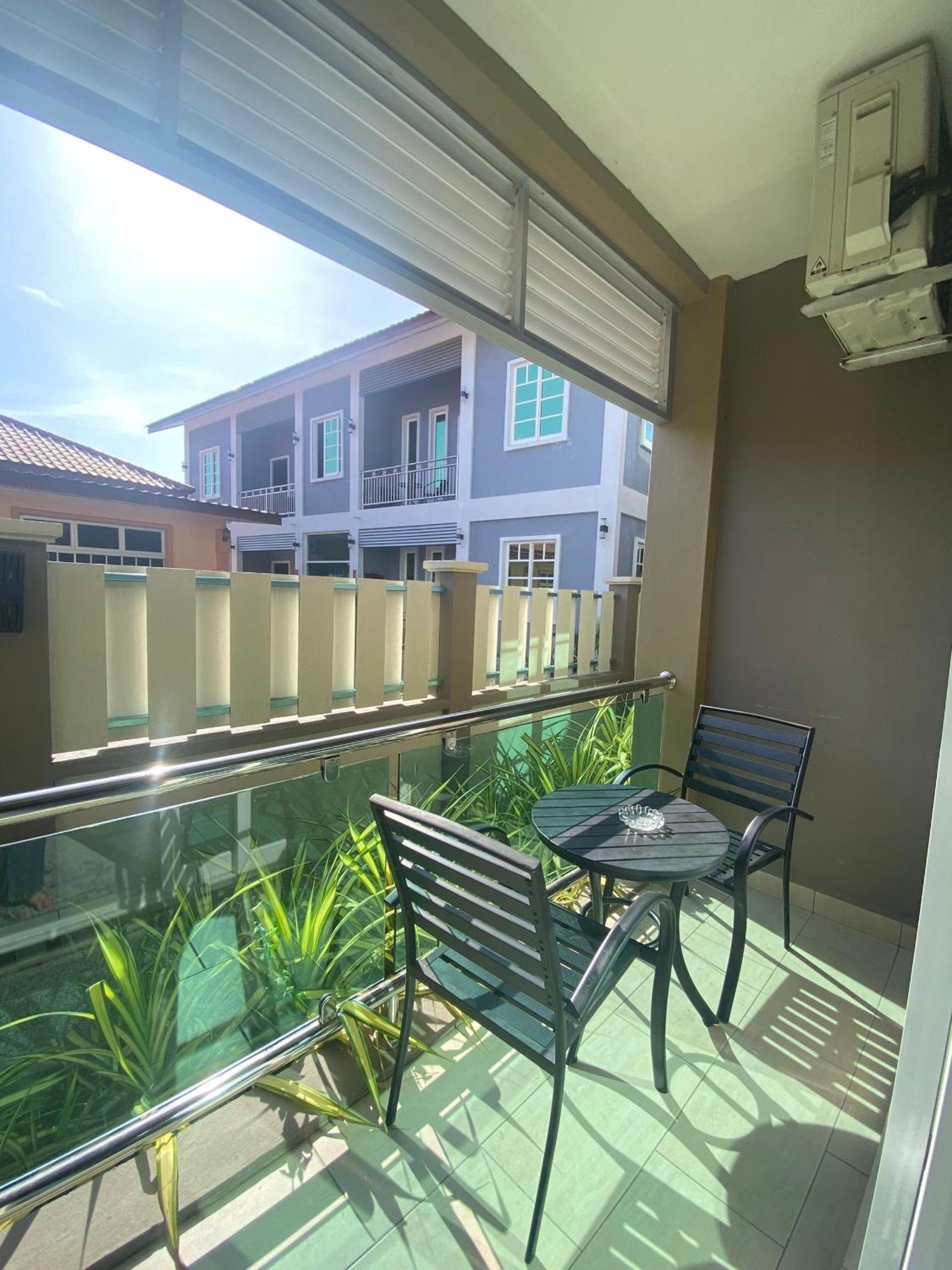 Grand Village Inn Pantai Cenang  Luaran gambar
