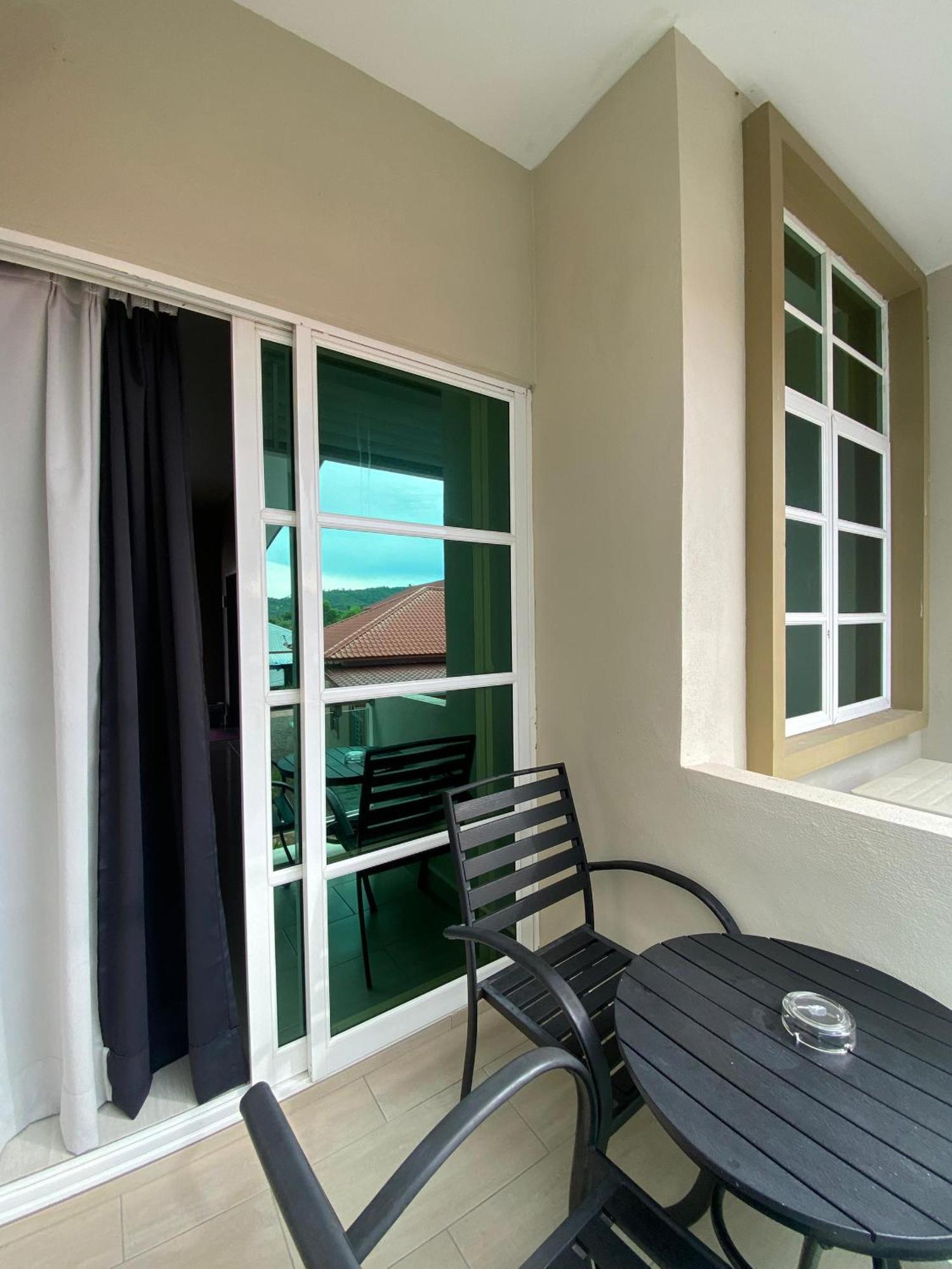 Grand Village Inn Pantai Cenang  Luaran gambar