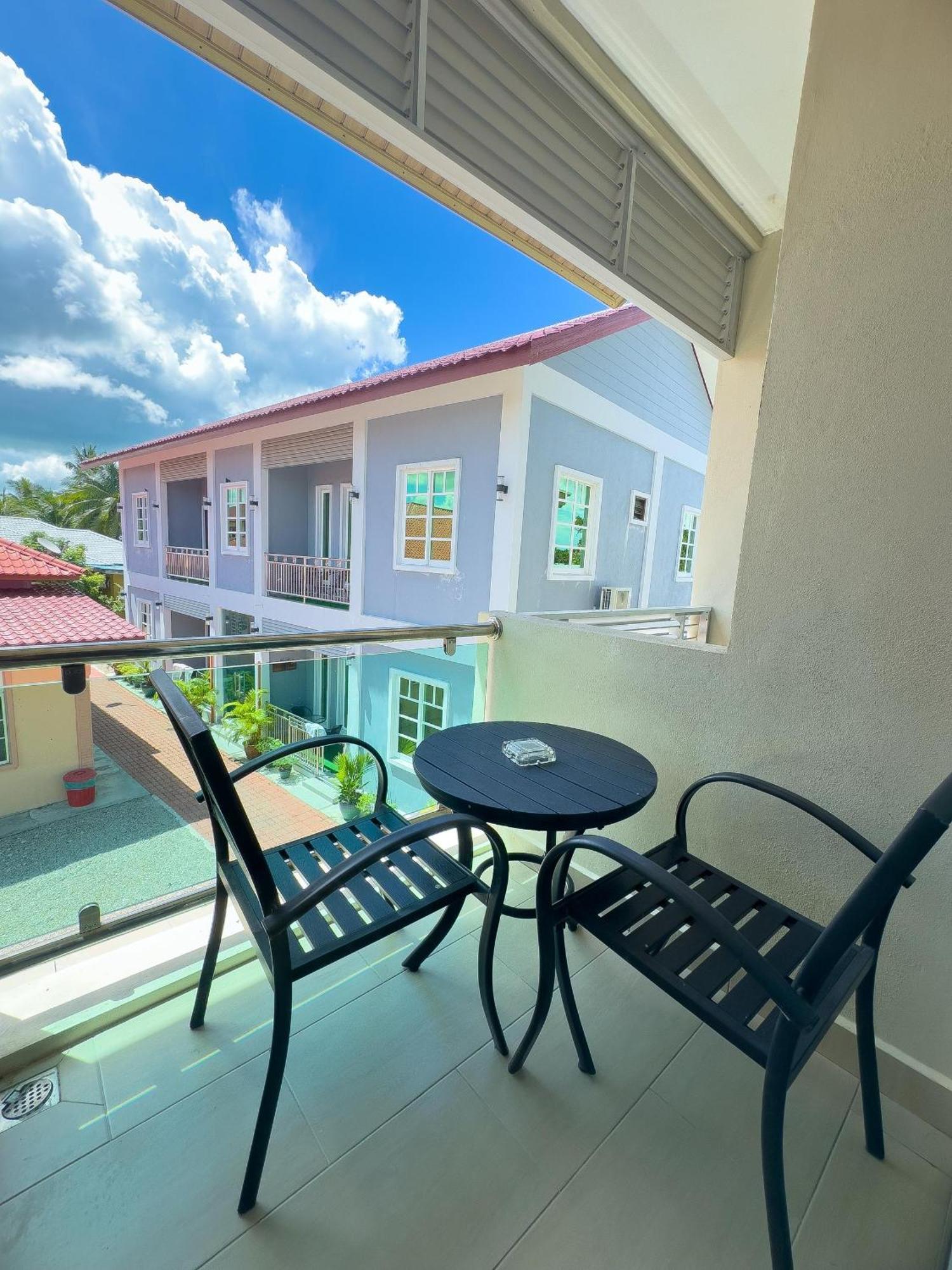 Grand Village Inn Pantai Cenang  Luaran gambar